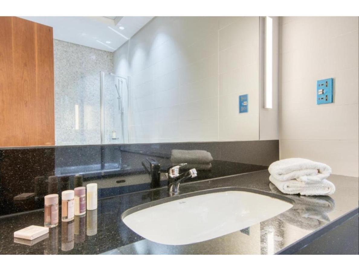 The Penthouse Near Burj Khalifa And Dubai Mall Экстерьер фото