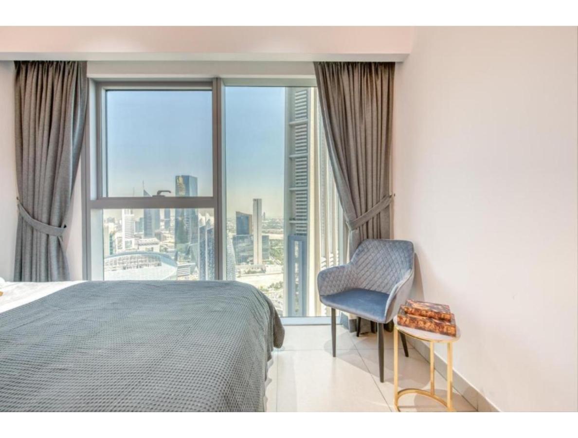 The Penthouse Near Burj Khalifa And Dubai Mall Экстерьер фото